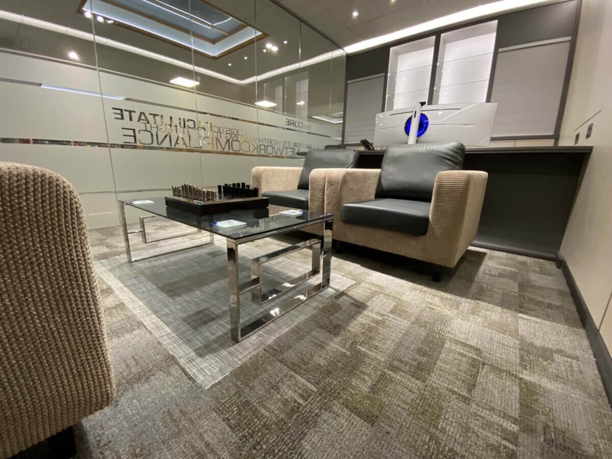 FLR office - modern carpet tiles